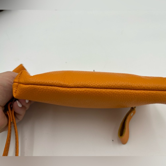 Unbranded Leather Wristlet, Removable Strap - Picture 6 of 9
